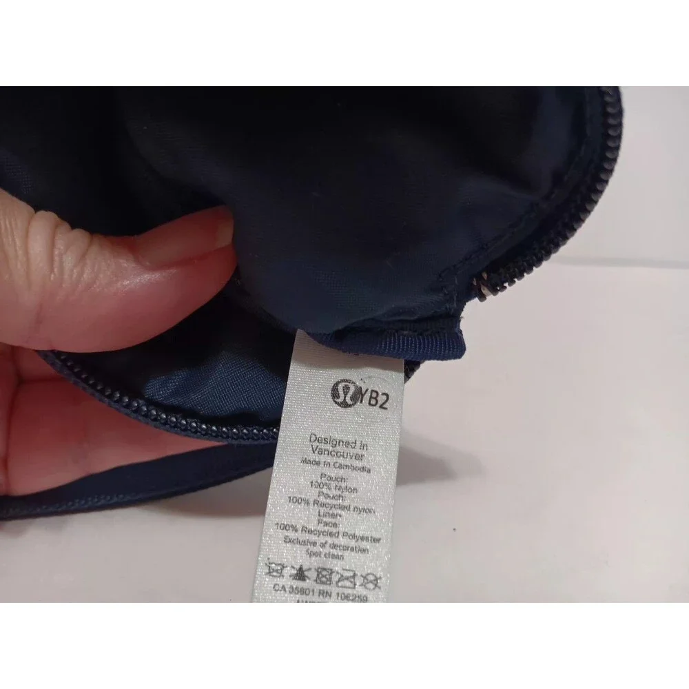 Lululemon Pouch Wristlet Keychain Midnight Blue Zip Around 4